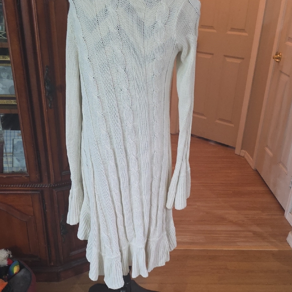 Cream Ruffled Cardigan - Picture 4 of 4
